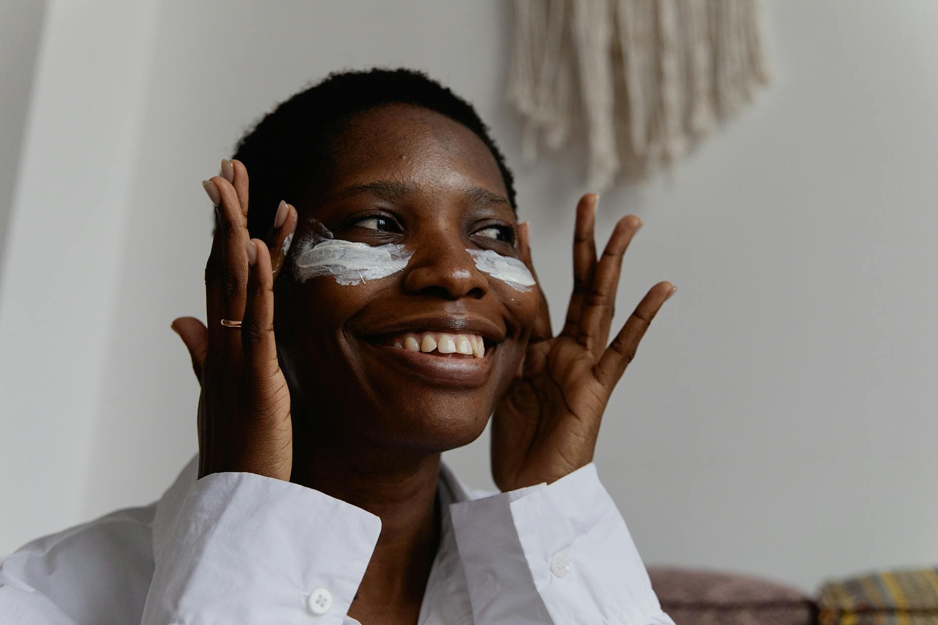 Effective Ways to Fade Dark Marks from Acne Scars